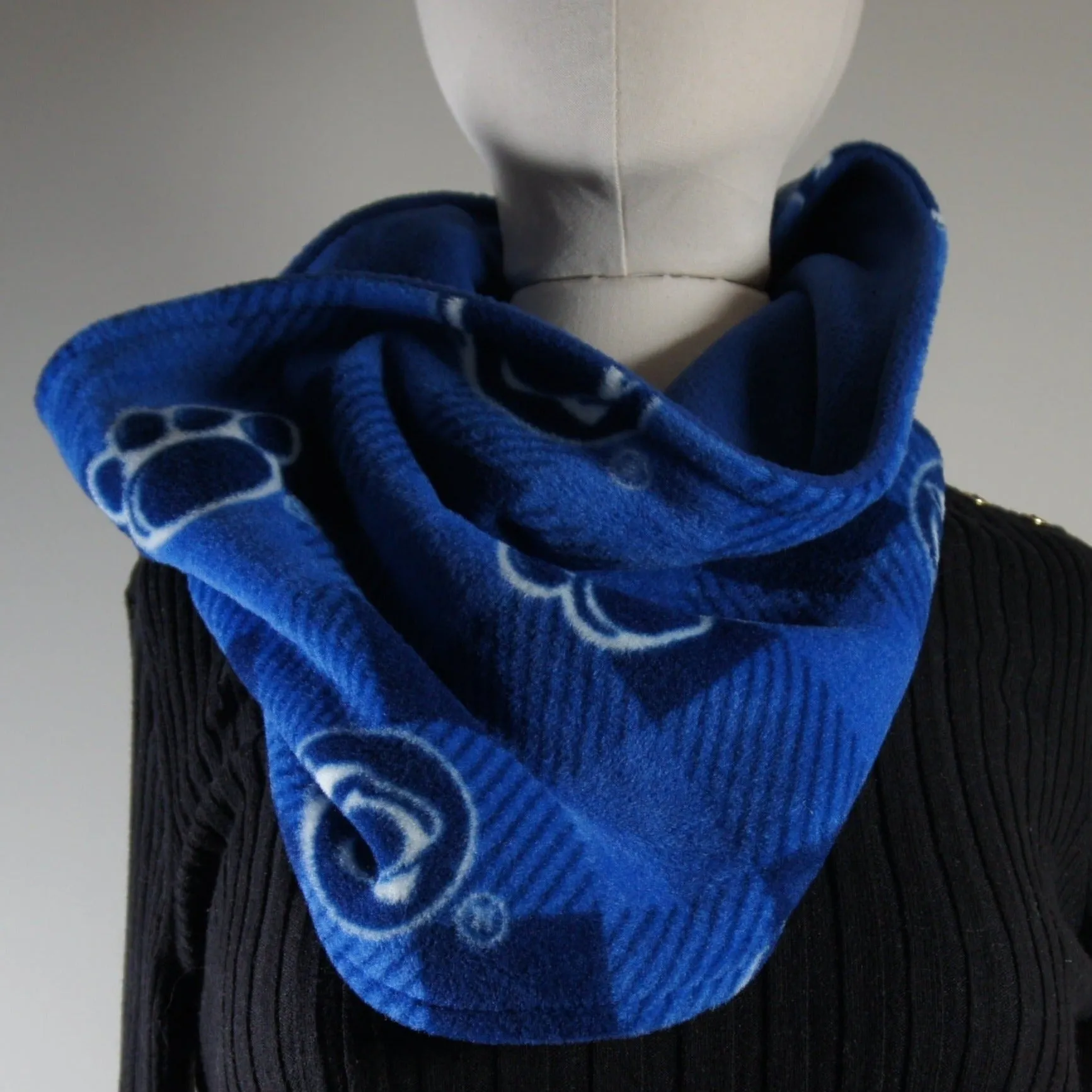 Accessories - Scarves - Cowl - NCAA - Pennsylvania State University-PSU - Nittany Lions