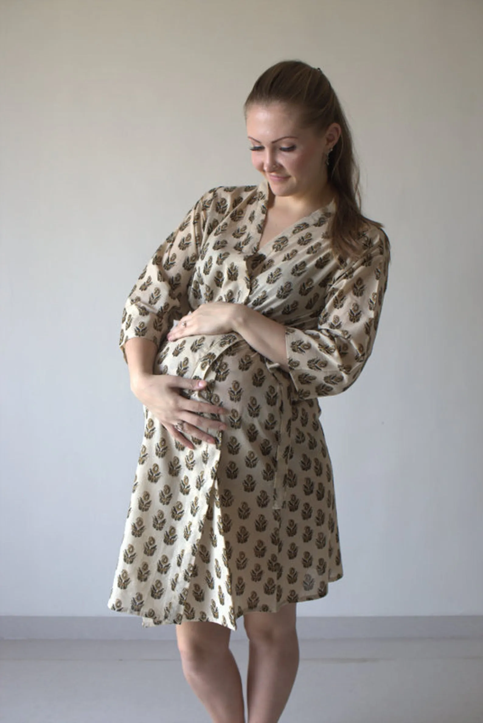 Cream Gold Paisley Motif Hand Block Organic Cotton Maternity Robe