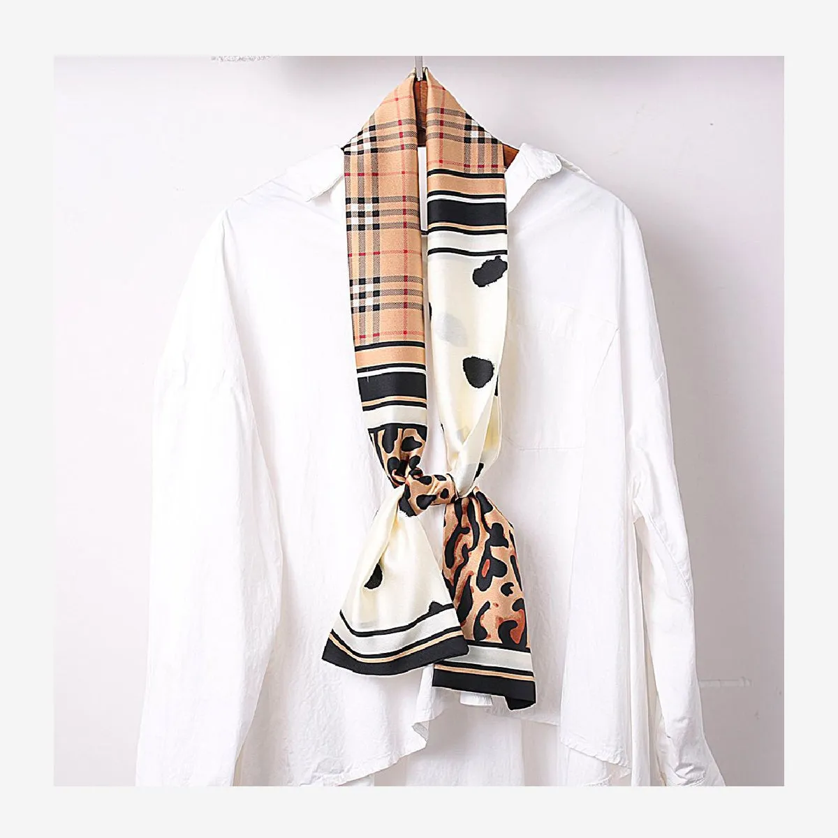 LEOPARD CHECK PRINT SCARF