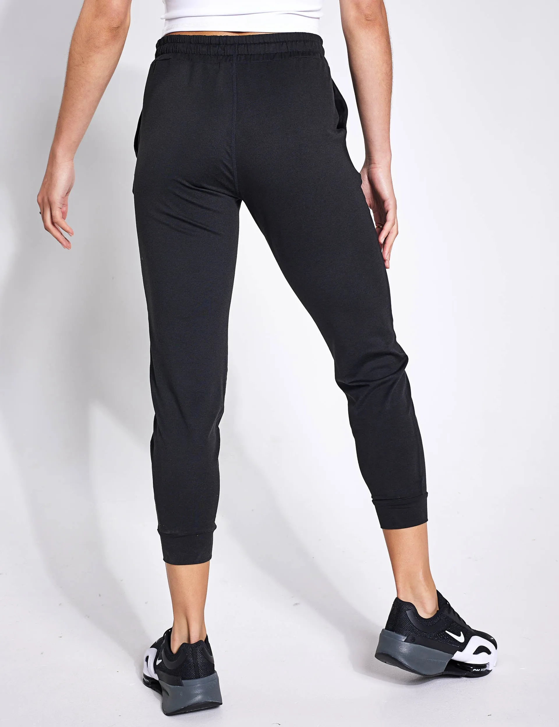 Performance Jogger - Black Heather