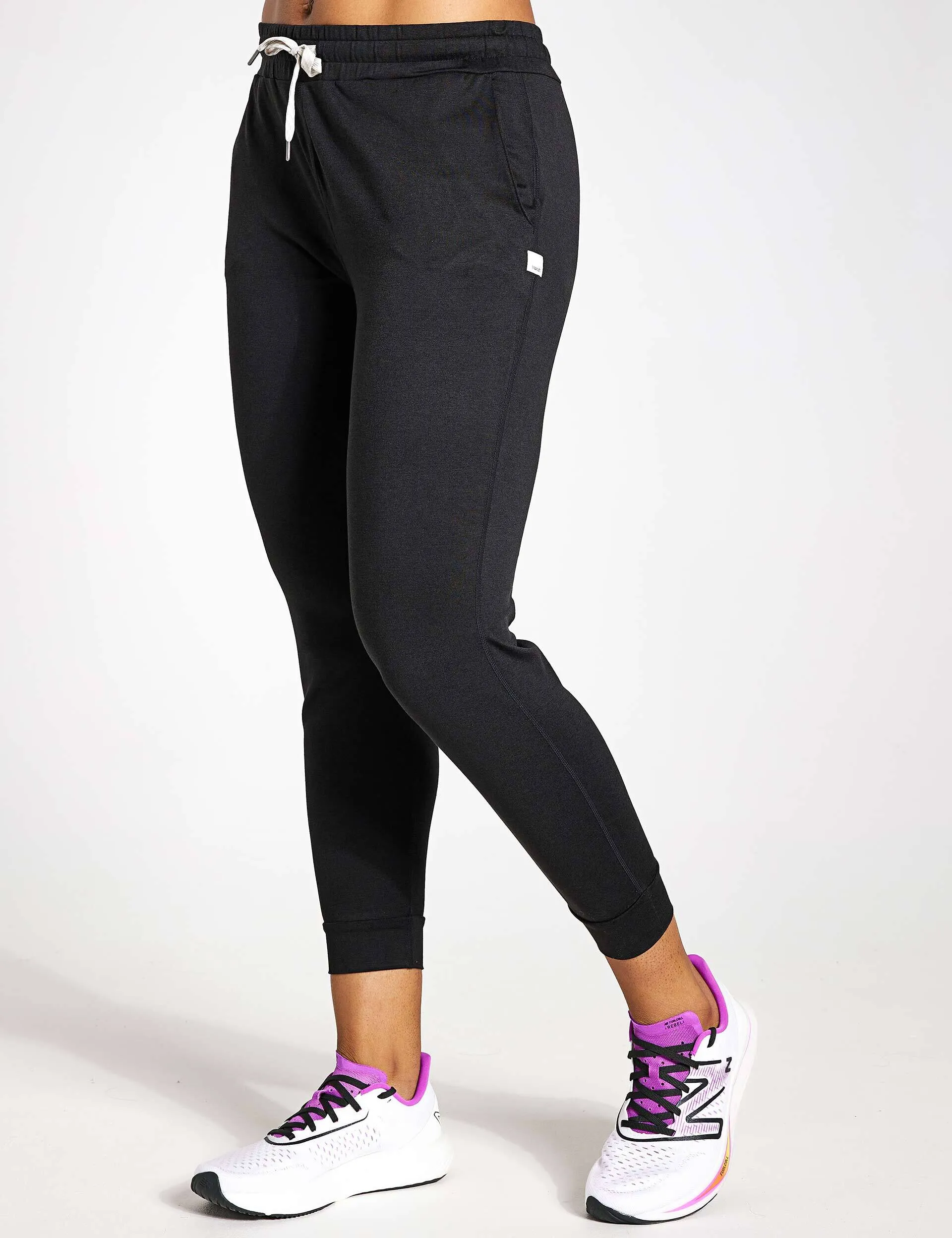 Performance Jogger - Black Heather