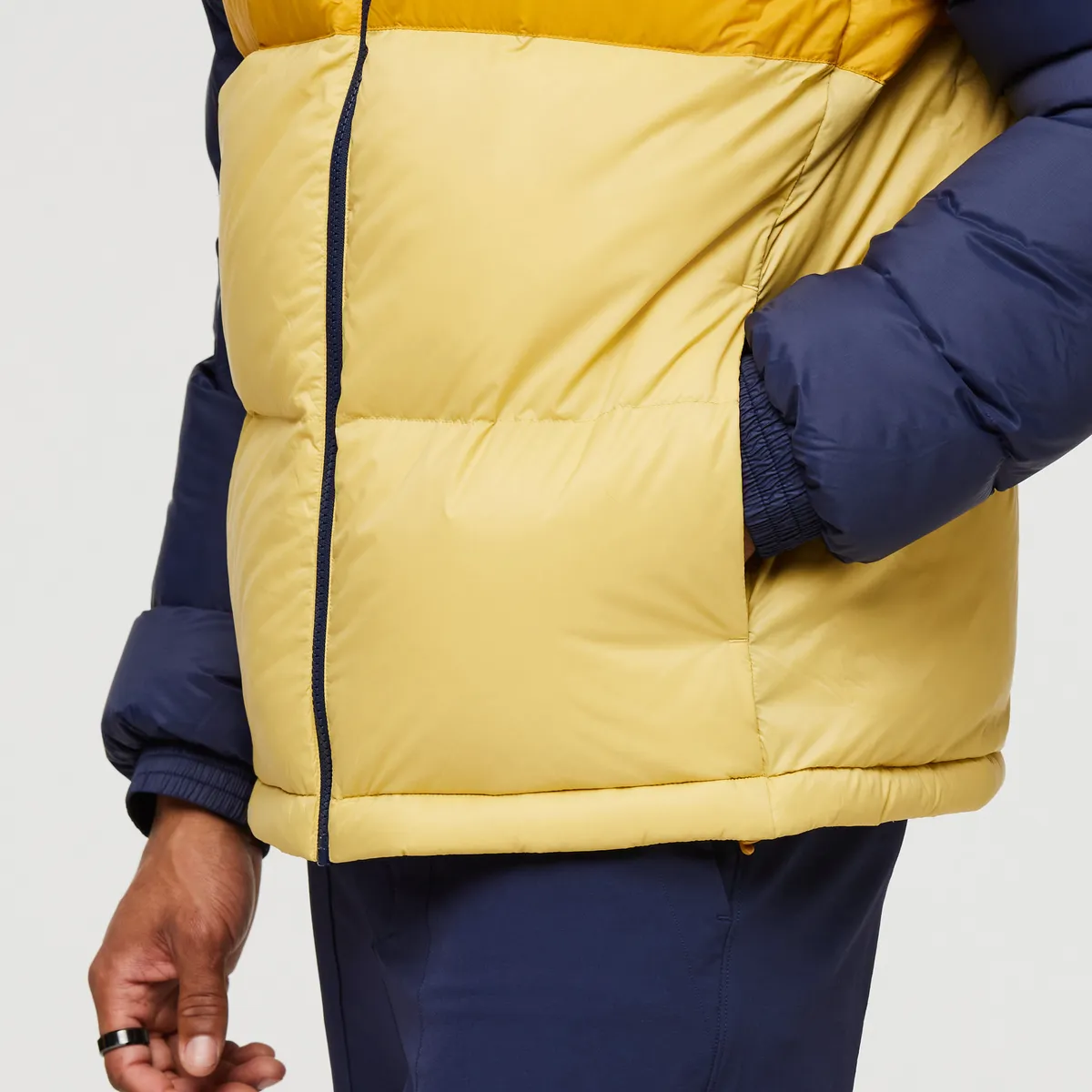 Solazo Down Hooded Jacket - Men's