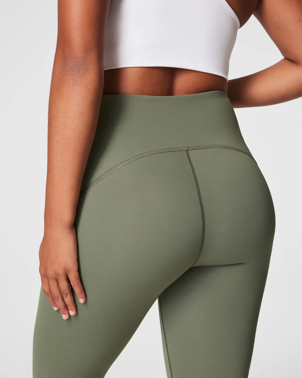 SPANXshape 7/8 Booty Boost Leggings in Clover