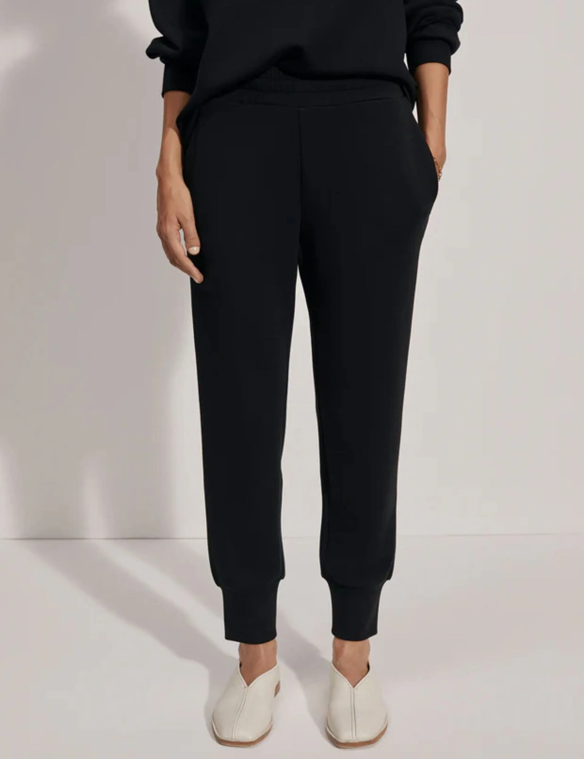 The Slim Cuff Pant 27.5" - Black