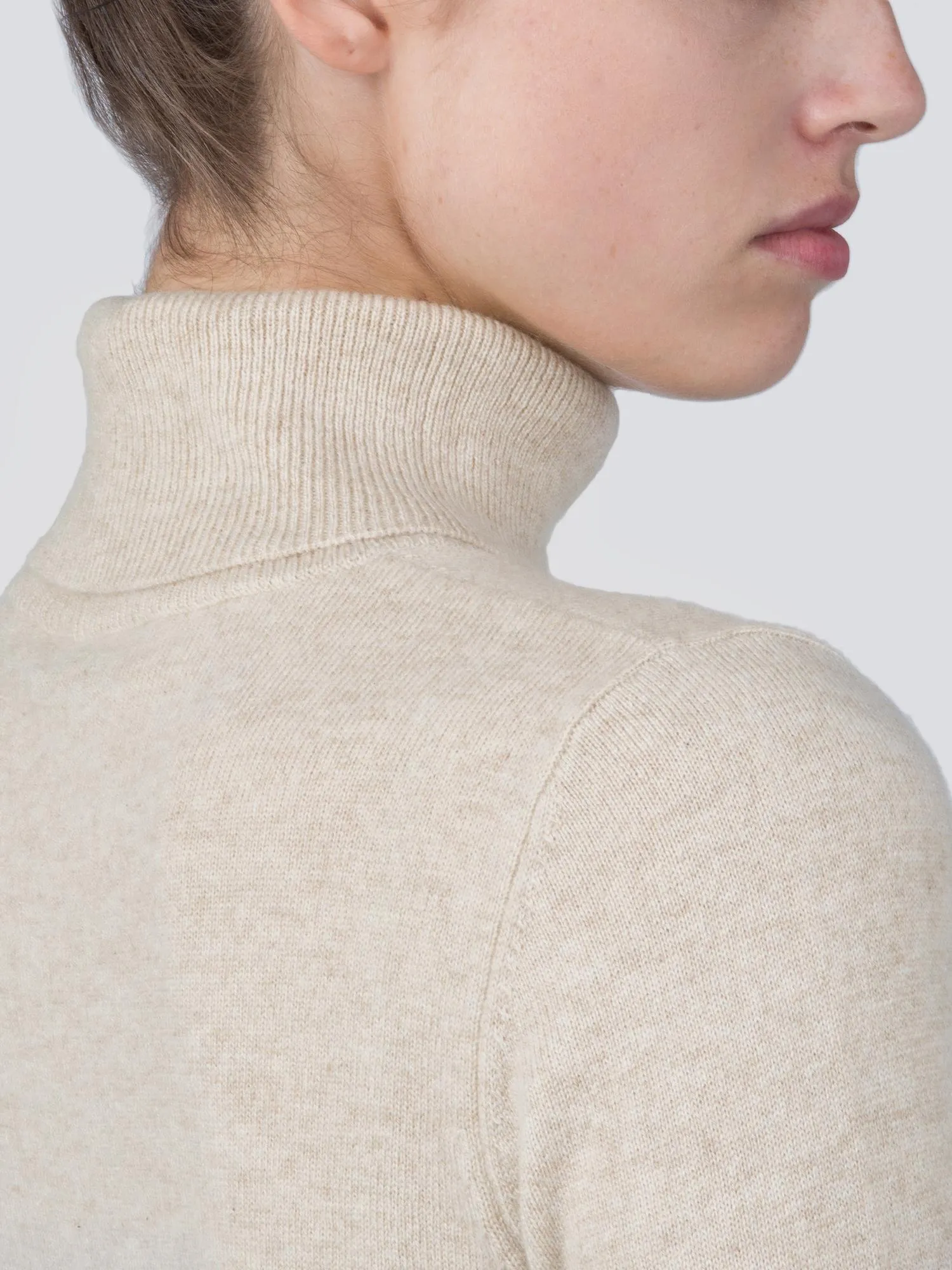 Turtleneck Slimfit Sweater_Oatmeal