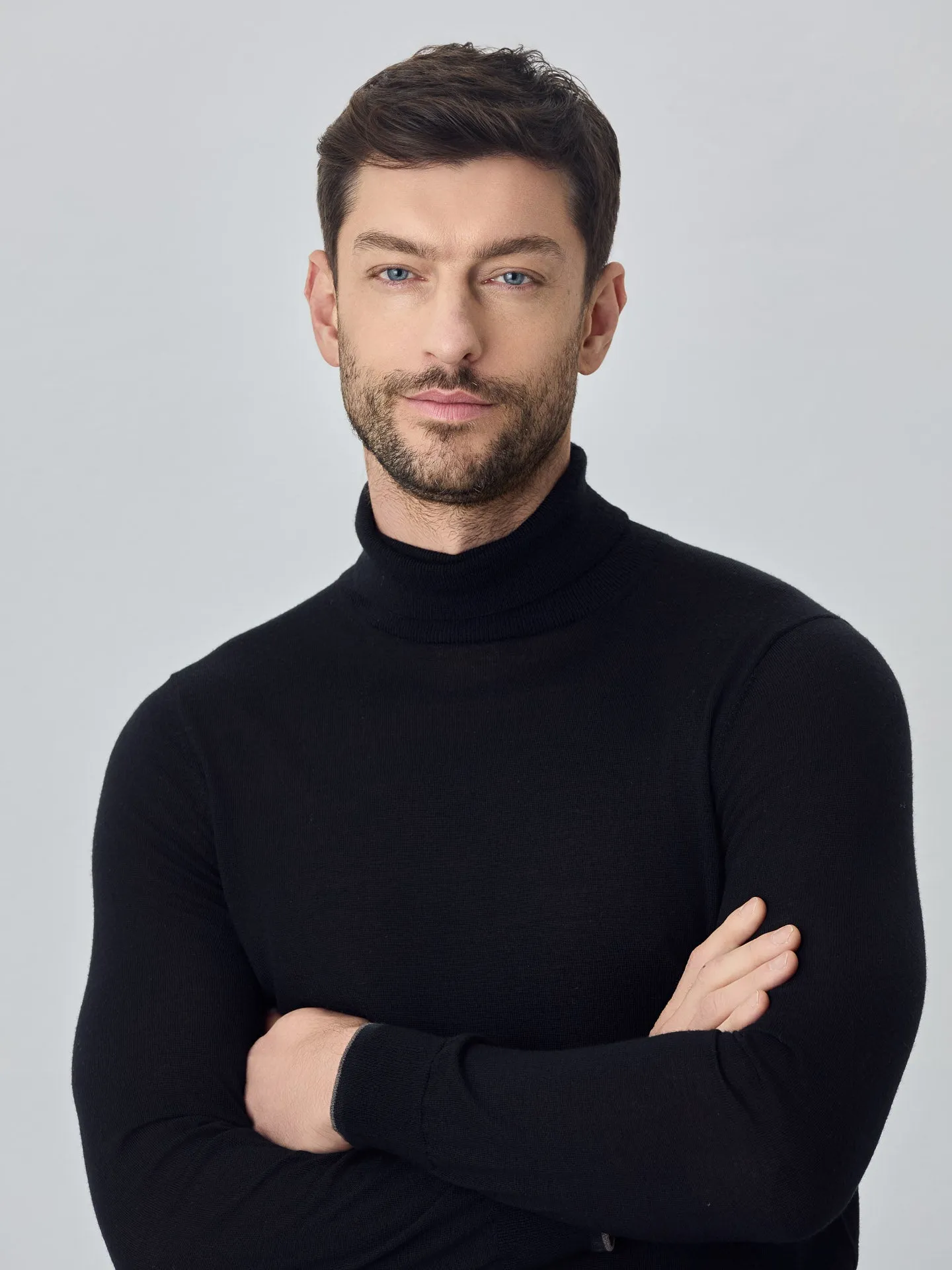 Turtleneck Sweater With Long Sleeves In Extra Fine Merino Wool