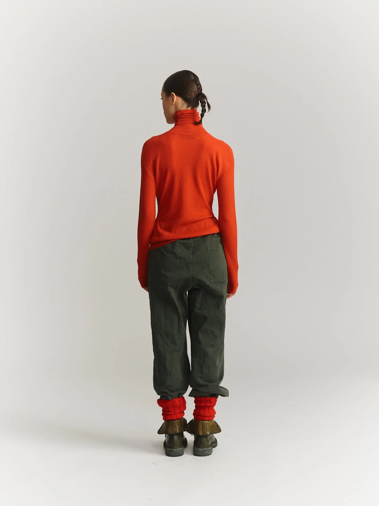 ULTRAFINE CABLE STITCH TURTLENECK - RED