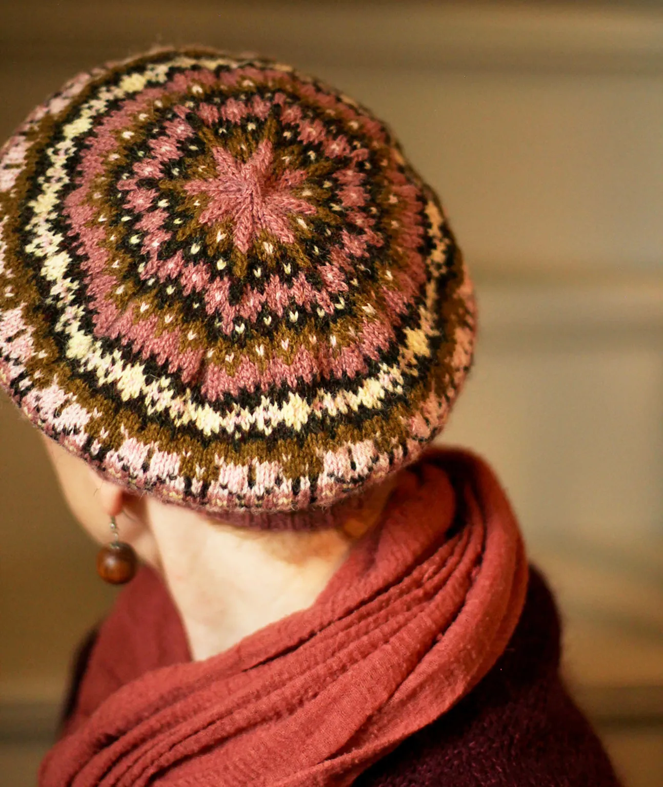 Yöl Moorie Holiday Hat Kit by Gudrun Johnston of Simply Shetland